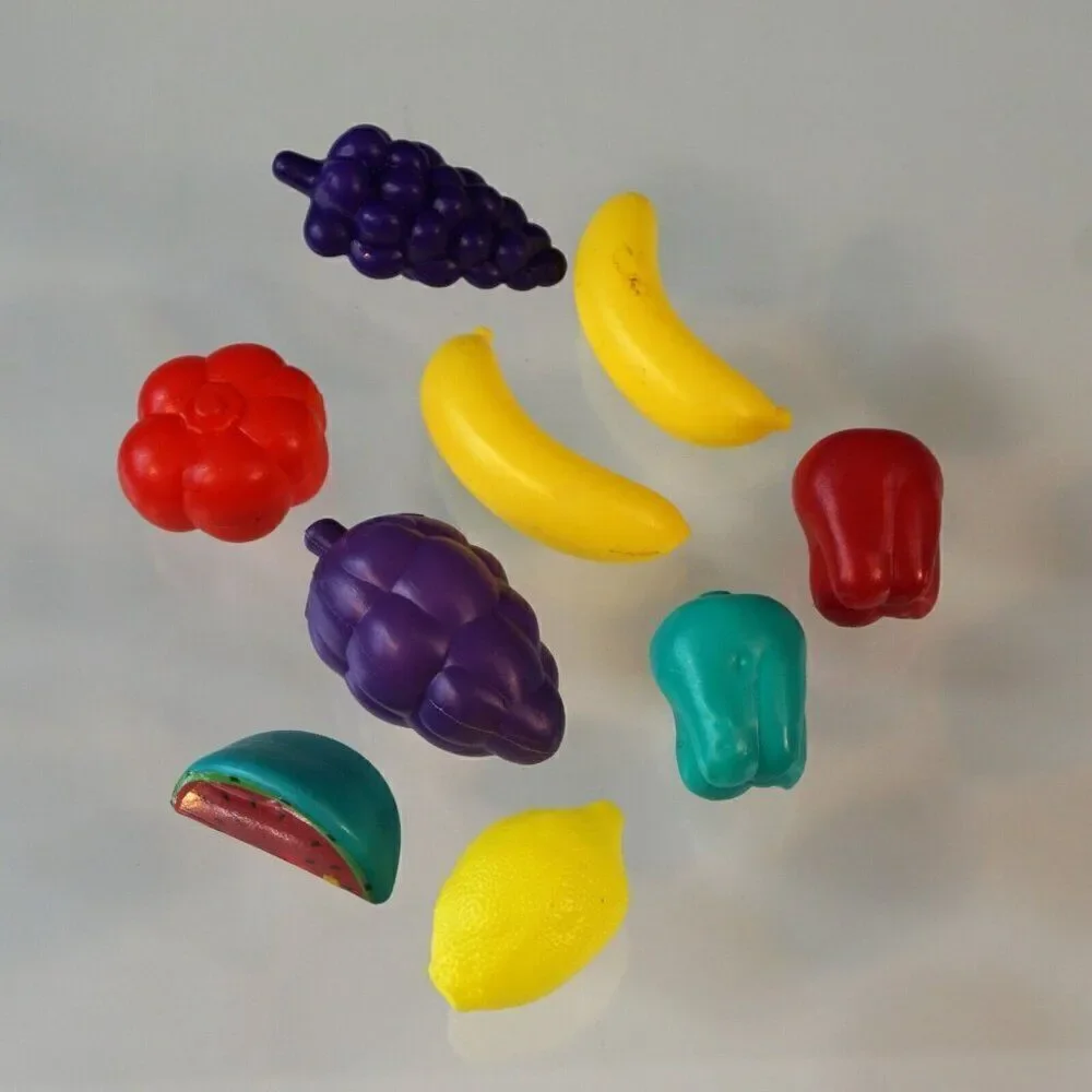 Realistic Plastic Toy Food 9 Fruits and Veggies Kids Kitchen Educational Toys